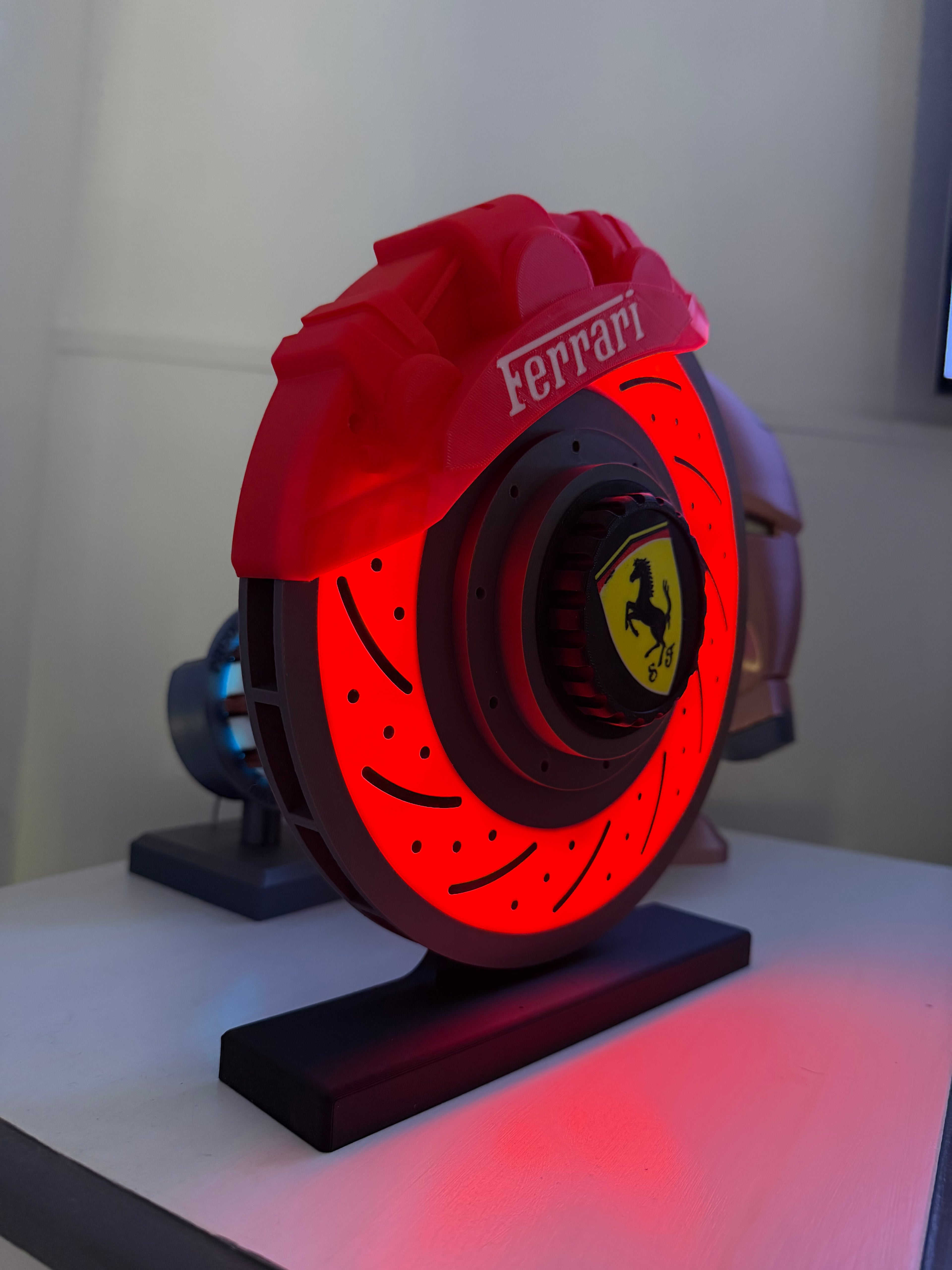 🏎️ Lampe disque Ferrari