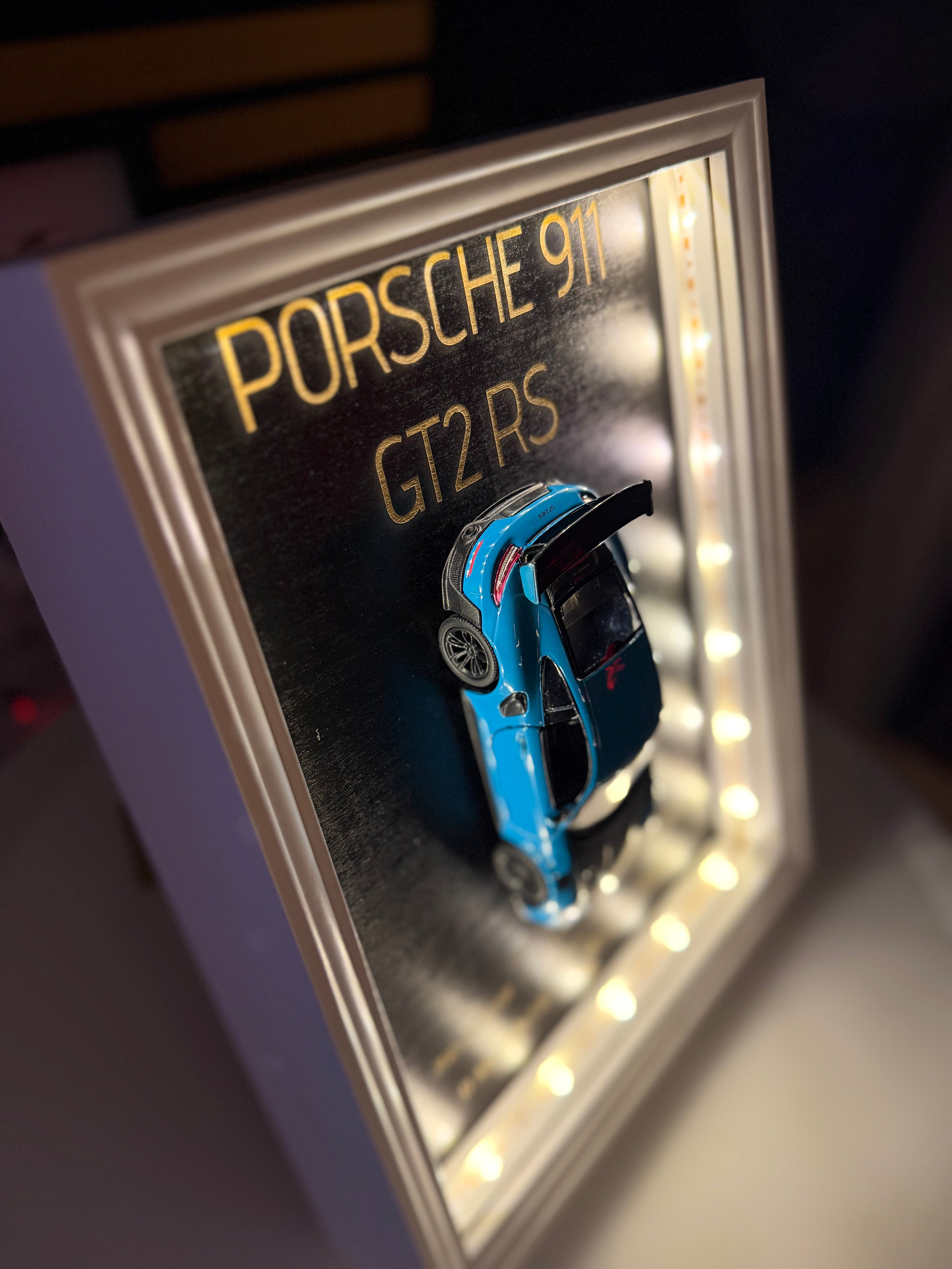 👉 Cadre voiture Porsche 911 GT2 RS